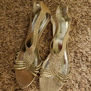 Size 9 Gold Alfani Sandals